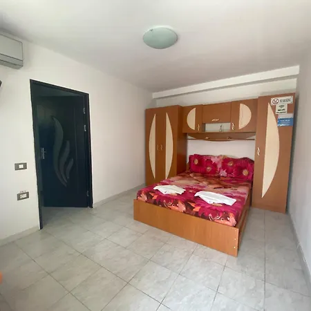Homestay Raven Comstar *