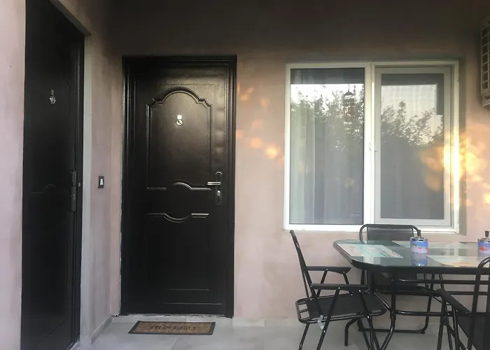 Quarto em Acomodações Particulares Raven Comstar *